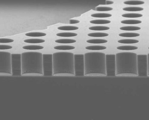 scanning electron microscope image (SEM) image of a silicon on insulator SOI MEMS