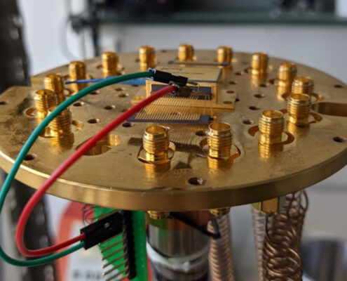 hybrid integrated laser to go into quantum cryostat